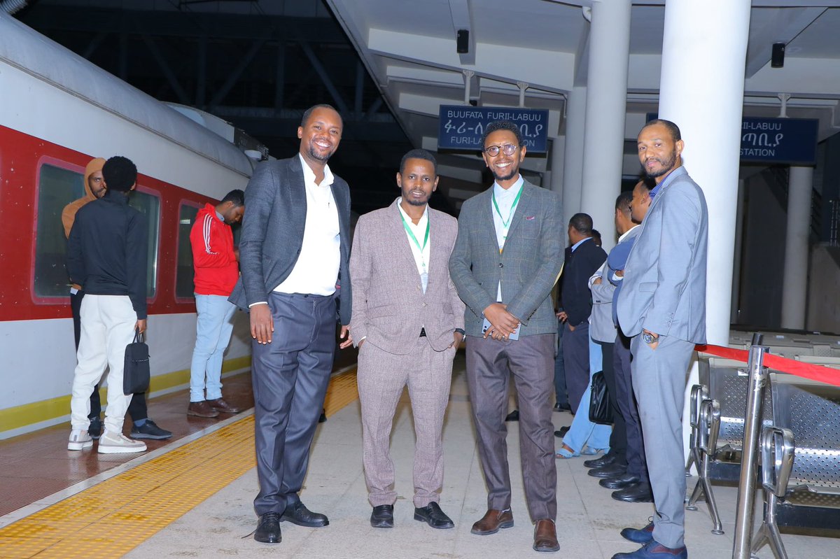 TakeleUma's tweet image. Passenger Train Services Now Available – Regular &amp;amp; Chartered!!

 thrilled to announce the launch of our passenger train services, offering both  regular scheduled trips and  on-demand chartered journeys!

🔹 Regular Service: Book your tickets seamlessly via our  online platform…