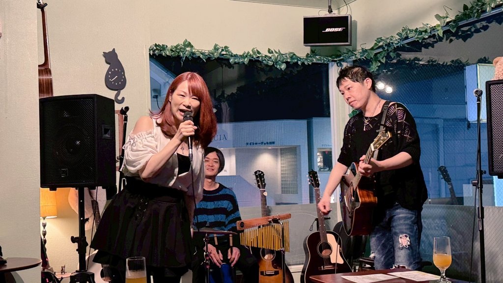 Alice_piano_vo's tweet photo. 今年も待ちに待った松島パークフェスが近づいて参りました！！🙌✨

紫陽花(オルタンシア)も今年初参加いたします！🎤🎸🥁🎹✨

ステージは『水主町民家ステージ』
時間はトッパーの10:30〜です♬
なんと歴史的文化財らしいですよ！✨

産休前の最後のステージ！
皆で力を合わせて演奏いたします💓 https://t.co/FErUk7hqUl