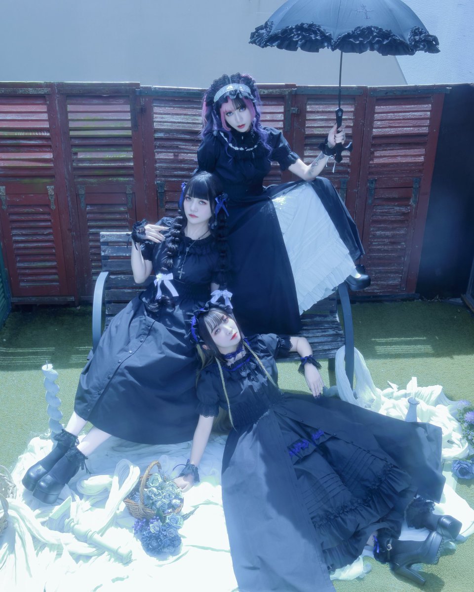 Moi-meme-Moitie　バラ十字アームカバー黒　モワティエ ATELIER-PIERROT on X: 