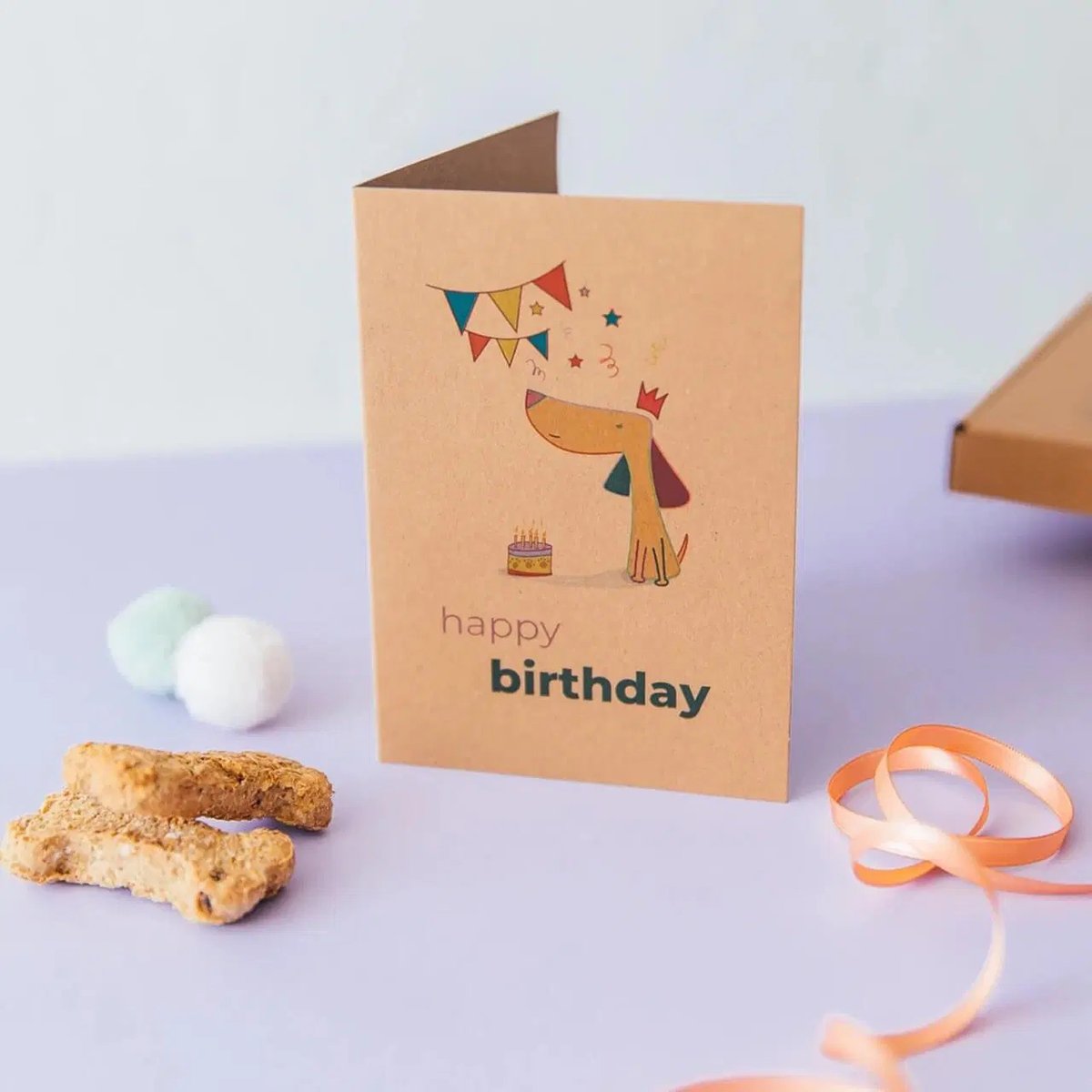 Make birthdays even more special with these cute letterbox-sized gift boxes 🎂🎈



Packed with healthy natural treats and a cute personalised greetings card, tails will be wagging all round!


dotty4paws.co.uk/product/happy-…

#EarlyBiz
