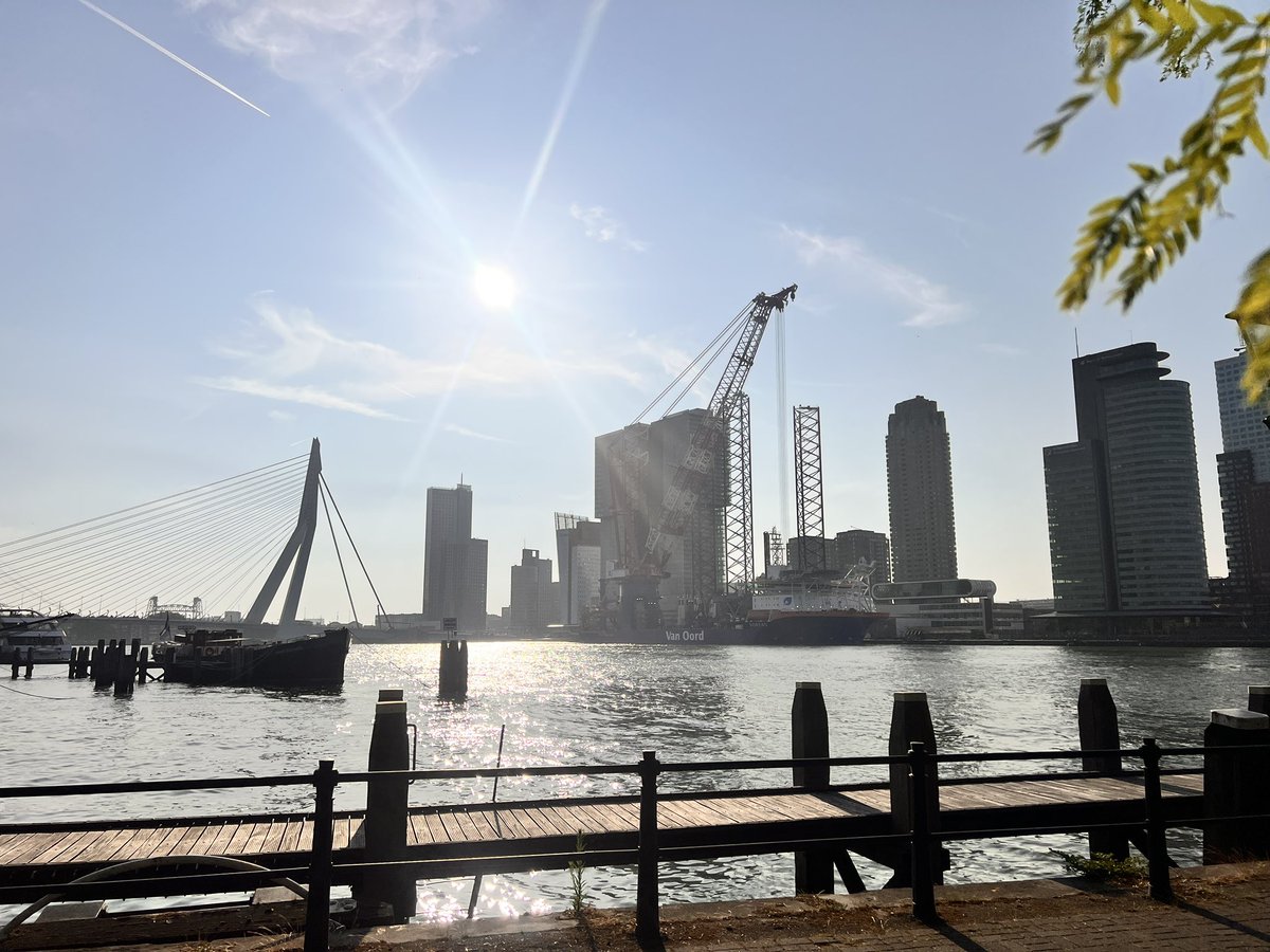 New job, new view…

En mooier kan niet 🥰