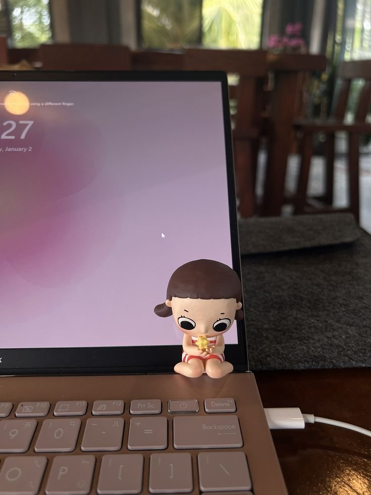 ETHEREALPRADA's tweet image. vibe