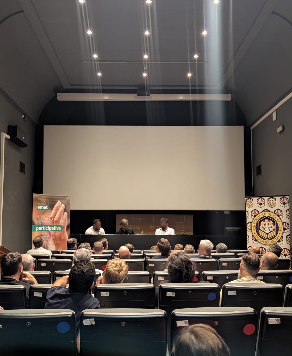 Gracias a <a href="/fermindelacalle/">Fermín de la Calle🏉</a>, <a href="/thierryfuteu/">Thierry futeu</a> y Javier de Juan por su entrega en las Jornadas “Rugby, Escuela de Valores e Integración” 🏉
Seguimos creyendo en el deporte como herramienta de inclusión 💚
Gracias a @DiputacionCord, <a href="/univcordoba/">Universidad Córdoba</a> y <a href="/ayuncordoba_es/">Ayuntamiento Córdoba</a> por el apoyo.