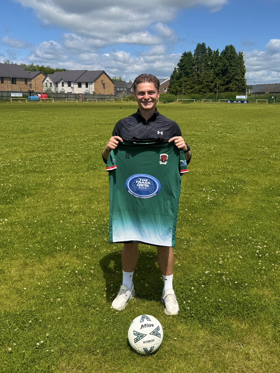 ✍🏼🚨| NEW SIGNING

We’re delighted to announce the signing of Matthew Jones.

Matthew is a young, talented footballer who’ll bring pace, energy &amp; quality to our team! An explosive winger who’s unplayable on his day!

Welcome to the RTB family, Matty! ⚽️💚