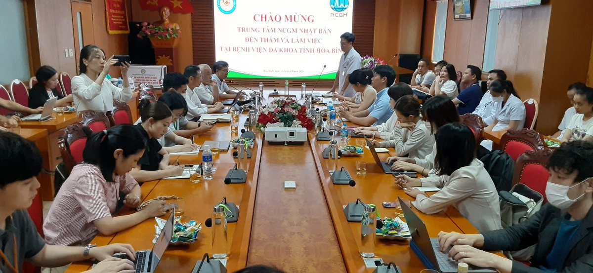 【ベトナムで学ぼう‼】ベトナム現地の保健医療事情を学び、現地の課題を解決するプロジェクトの考案を目標とした実践型研修にぜひ参加しませんか♪詳細/申込はこちら（申込〆：7/17）kyokuhp.jihs.go.jp/activity/educa…… #グローバルヘルス #国際協力 #ベトナム #フィールドトレーニング #国際医療協力局 #JIHS