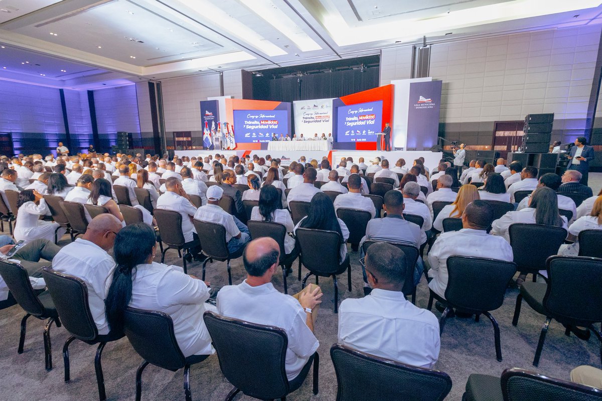 ¡Hoy aperturamos el Congreso Internacional sobre Tránsito, Movilidad y Seguridad Vial!

En este encuentro, reunimos a autoridades nacionales, gobiernos locales y expertos internacionales en un espacio de reflexión, compromiso y acción por territorios más seguros y sostenibles.
