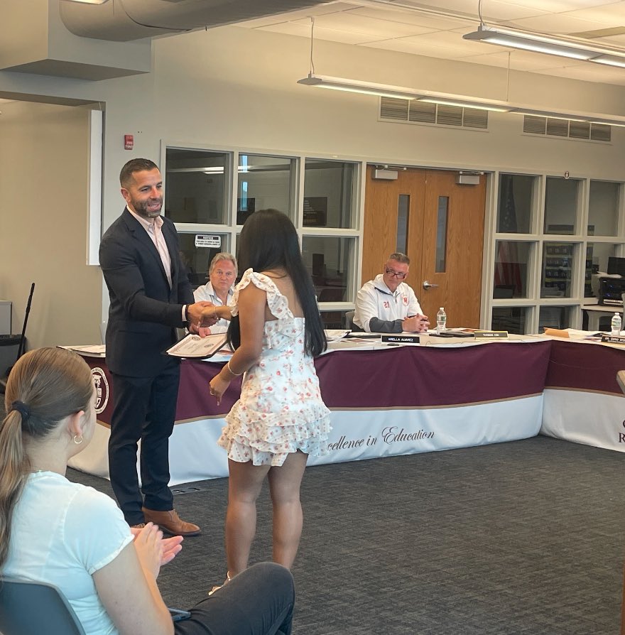 Dr. D. Sforza (@dr_dsforza) on Twitter photo Tonight we celebrated 25 <a href="/BectonHS/">Becton Regional High School</a> Regional HS students who earned the NJ Seal of Biliteracy—in Spanish, Chinese, Portuguese, ASL, Polish & more. 🌍
As a leader who grew up with immigrant roots and spoke a different first language, I didn’t always see it as a strength.
But Tonight we celebrated 25 <a href="/BectonHS/">Becton Regional High School</a> Regional HS students who earned the NJ Seal of Biliteracy—in Spanish, Chinese, Portuguese, ASL, Polish & more. 🌍
As a leader who grew up with immigrant roots and spoke a different first language, I didn’t always see it as a strength.
But