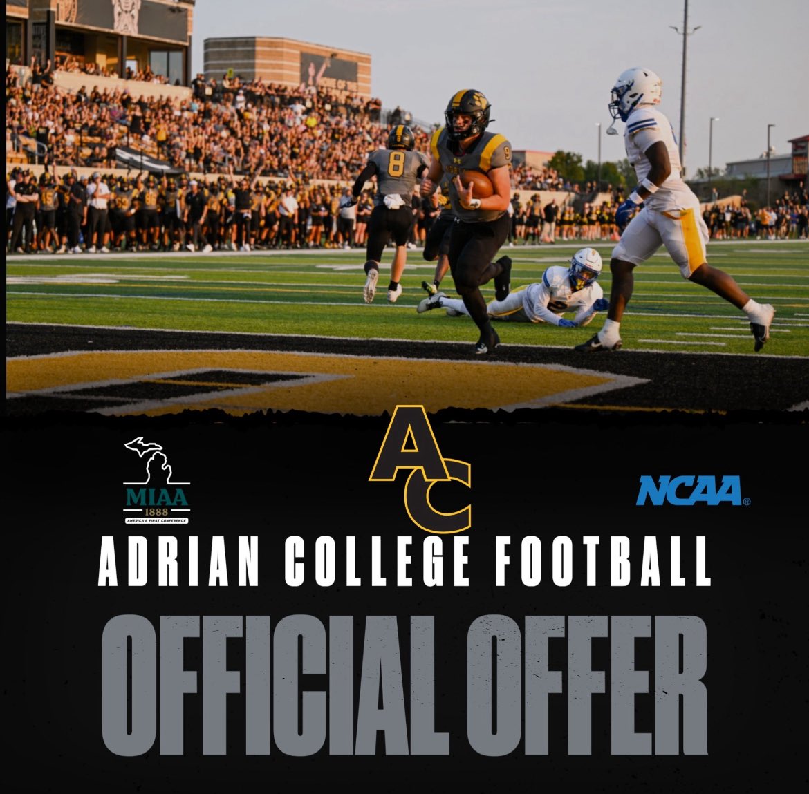 ronald_ferg03's tweet image. All glory to GOD, After a great camp and conversation with @SeslarCole I’m extremely blessed and grateful to say I’ve been offered by @AdrianCollegeFB 
 @JebPalka  @CoachCarsonWR @_Football1