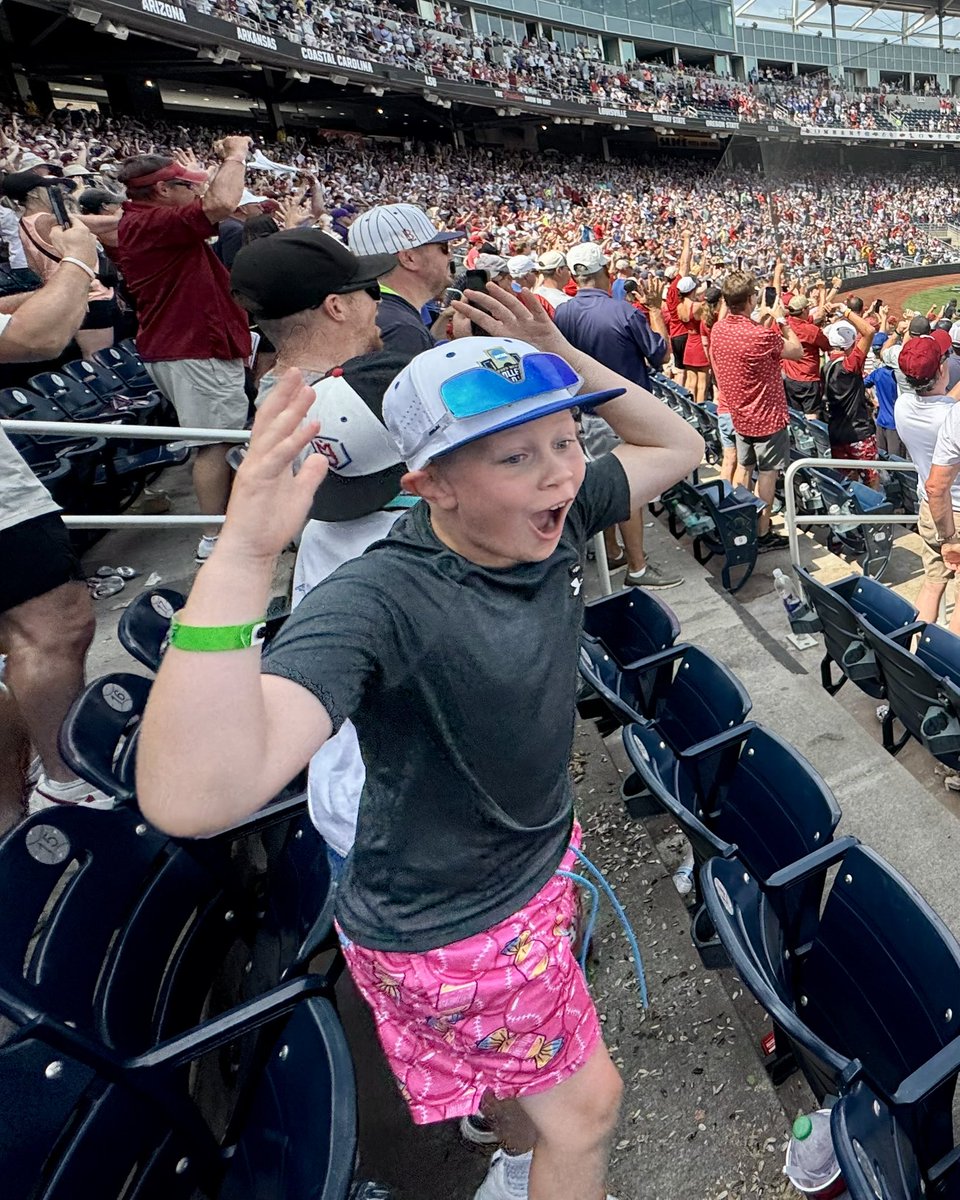 CUBlueJay's tweet photo. @RazorbackBSB My son’s reaction. https://t.co/ZZOqdn5SSl