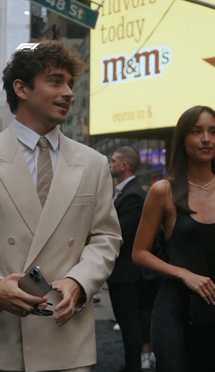 Arriving in styleeeee✨