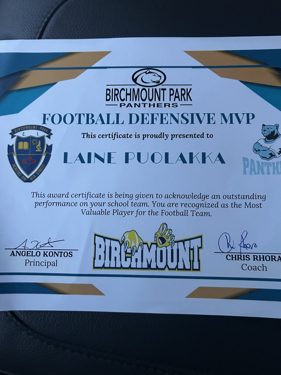 LainePuolakka31's tweet photo. Blessed to receive the defensive mvp award for the second season in a row. 

Thank you to my coaches and teammates at Birchmount for making this year possible. https://t.co/mrhwkKAEd4