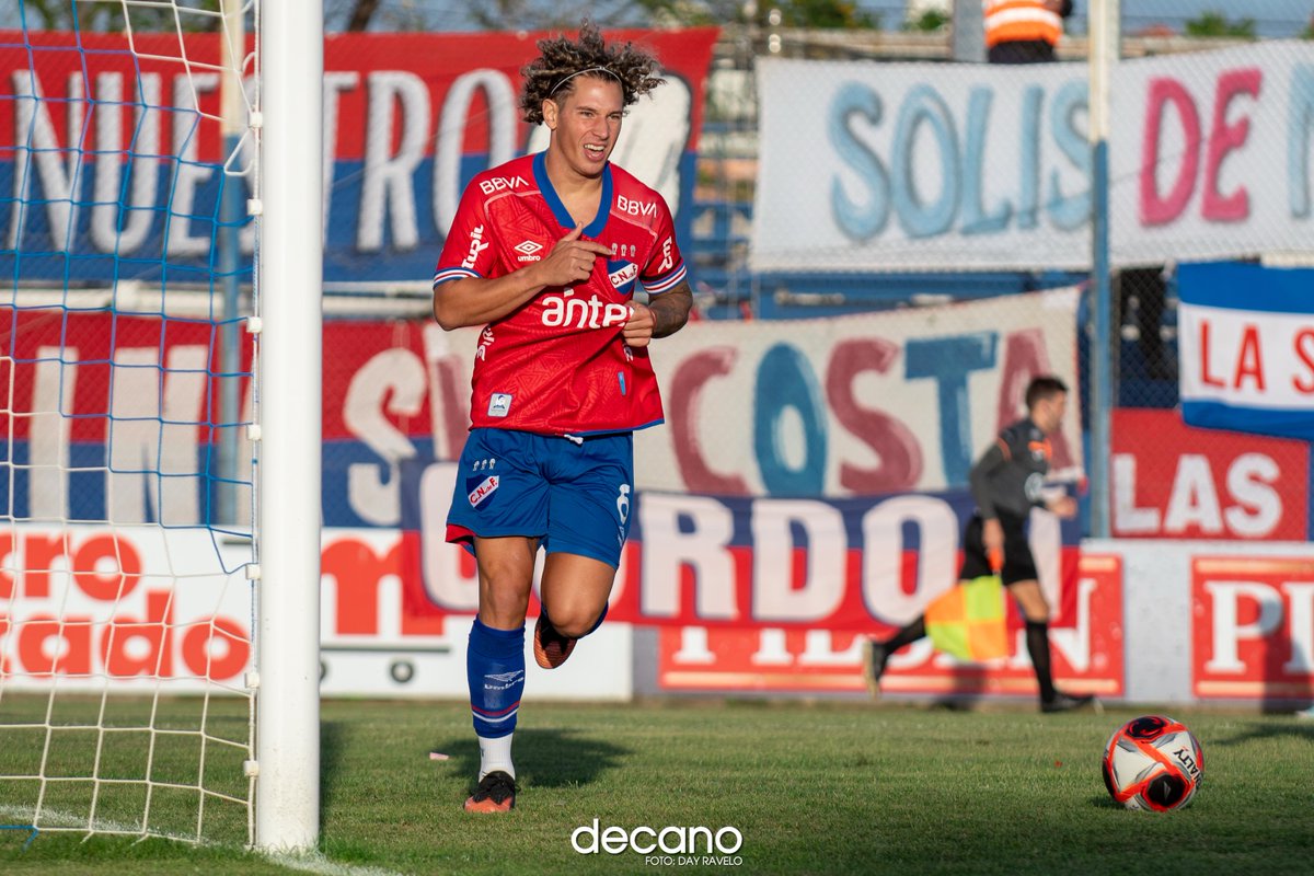 "Se viene un rival directo"

Nacional juega un partido clave pensando en ambas tablas.

Nota: decano.com/se-viene-un-ri…

#LaComunidadDelHincha 🇱🇺