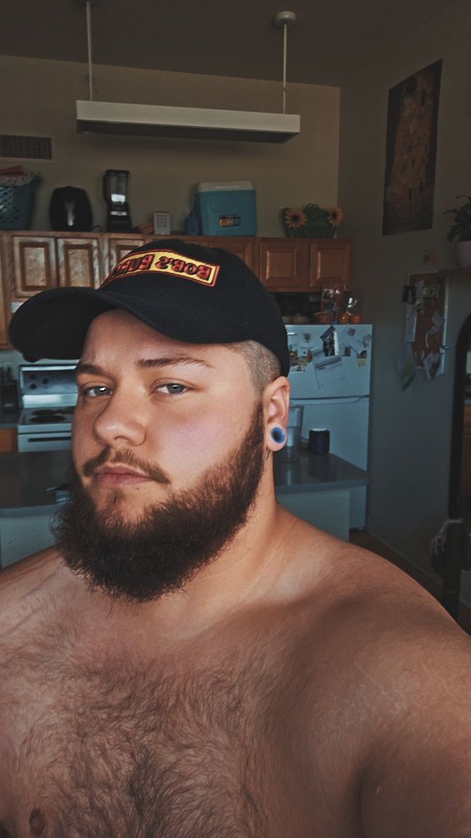 MaleboxManFtm's tweet image. I need to find some content buddies 😩 #ftm #OnlyFans #bottomboy #ftmbear #bearbelly
