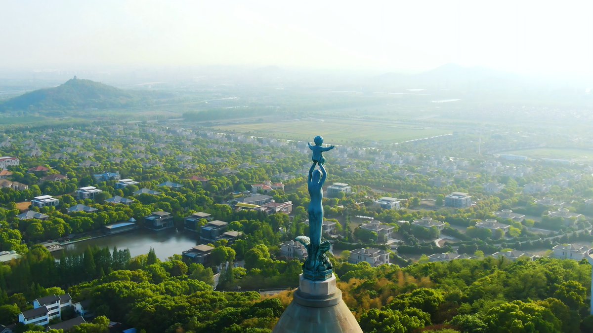 VisitSongjiang's tweet image. Sheshan National Tourism Resort is turning heads with its mix of #tourism, culture, commerce, sports, and exhibitions. From lively food festivals and rose gardens to e-sports events and cultural heritage tours, the resort is offering something for everyone this #summer.…