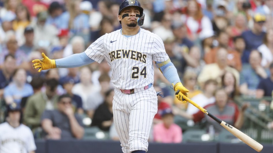 Baseball history made! The Contreras brothers both homered in the same inningbut as opponents, a rare feat last seen in 1933.   apnews.com/article/cardin…