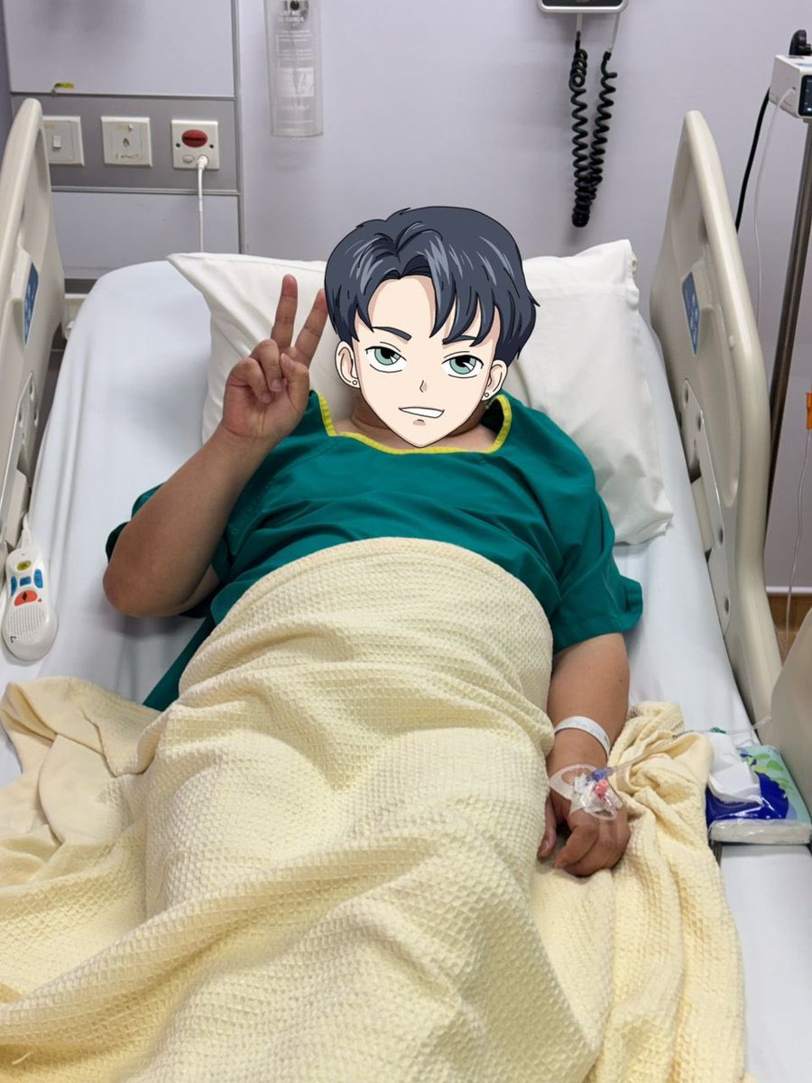 Survived 2X surgeries yesterday. Now have to survive the painful recovery at the hospital … (no delicious food and no durians) … then ???  昨天经历了两次手术。现在还要忍受医院里痛苦的恢复期……（没有好吃的，也没有榴莲）……然后呢？？？