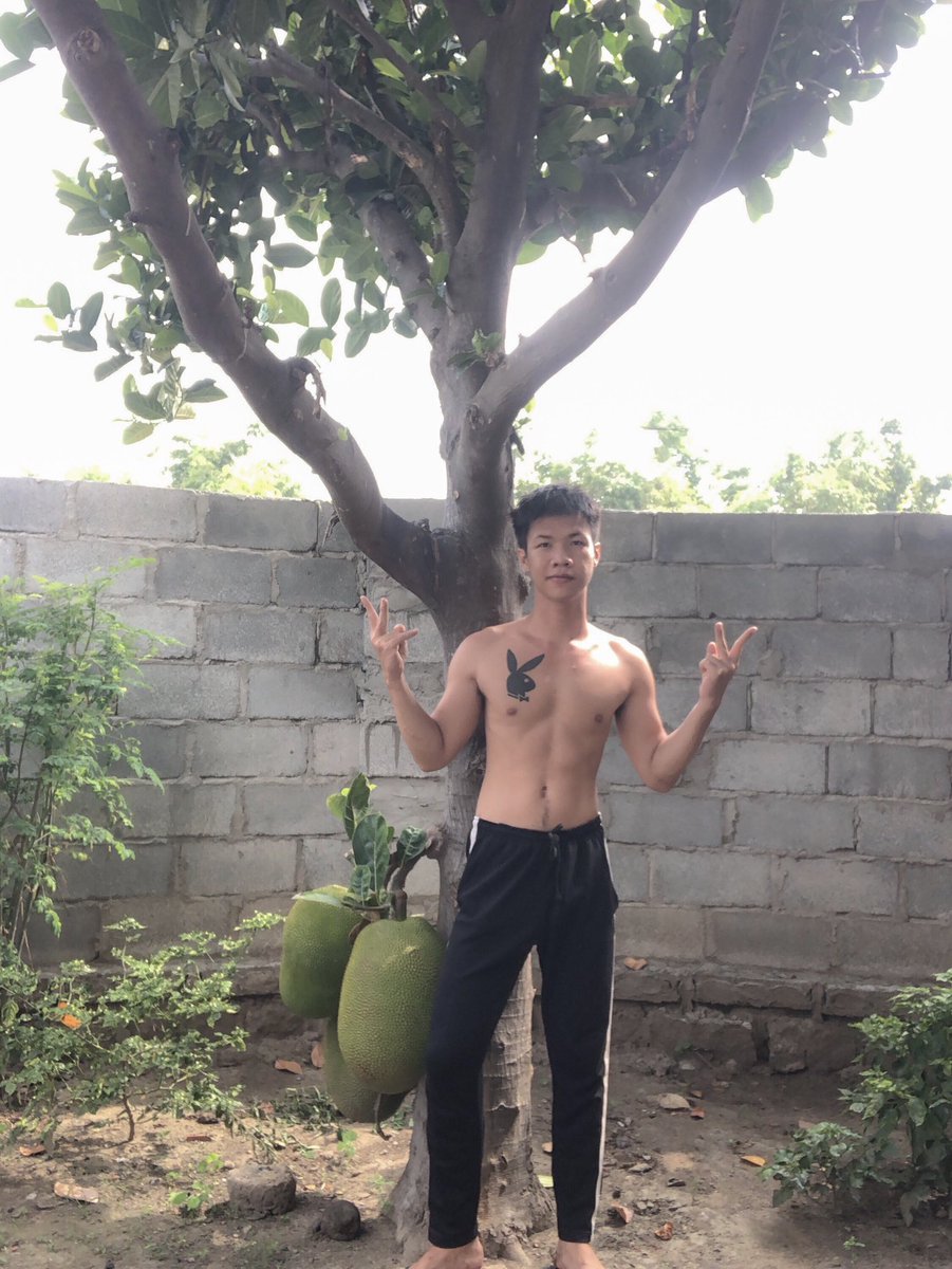 Instagram: trgthanhquan