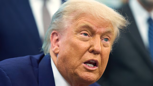 thoughtsnanaly1's tweet image. &apos;Vacate Tehran Immediately&apos;: Trump Exits G7 Early Amid Israel-Iran Crisis, to Hold Security Meeting

Israel and Iran exchanged strikes for the fifth consecutive day on Tuesday, prompting US President Donald Trump to urge civilians to leave Tehran immediately. 

Trump linked his…