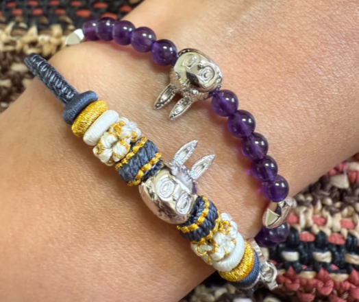 shanghaidaily's tweet photo. #PopMart's #jewelry brand #popop opened its second global store in #Beijing. Hot-sellers like #LABUBU are nearly sold out. Prices range from ¥319 ($44) to ¥19,800, with high demand. Over 80% of buyers are women, and even the packaging had to be restocked. #China https://t.co/jHVISQnDi7