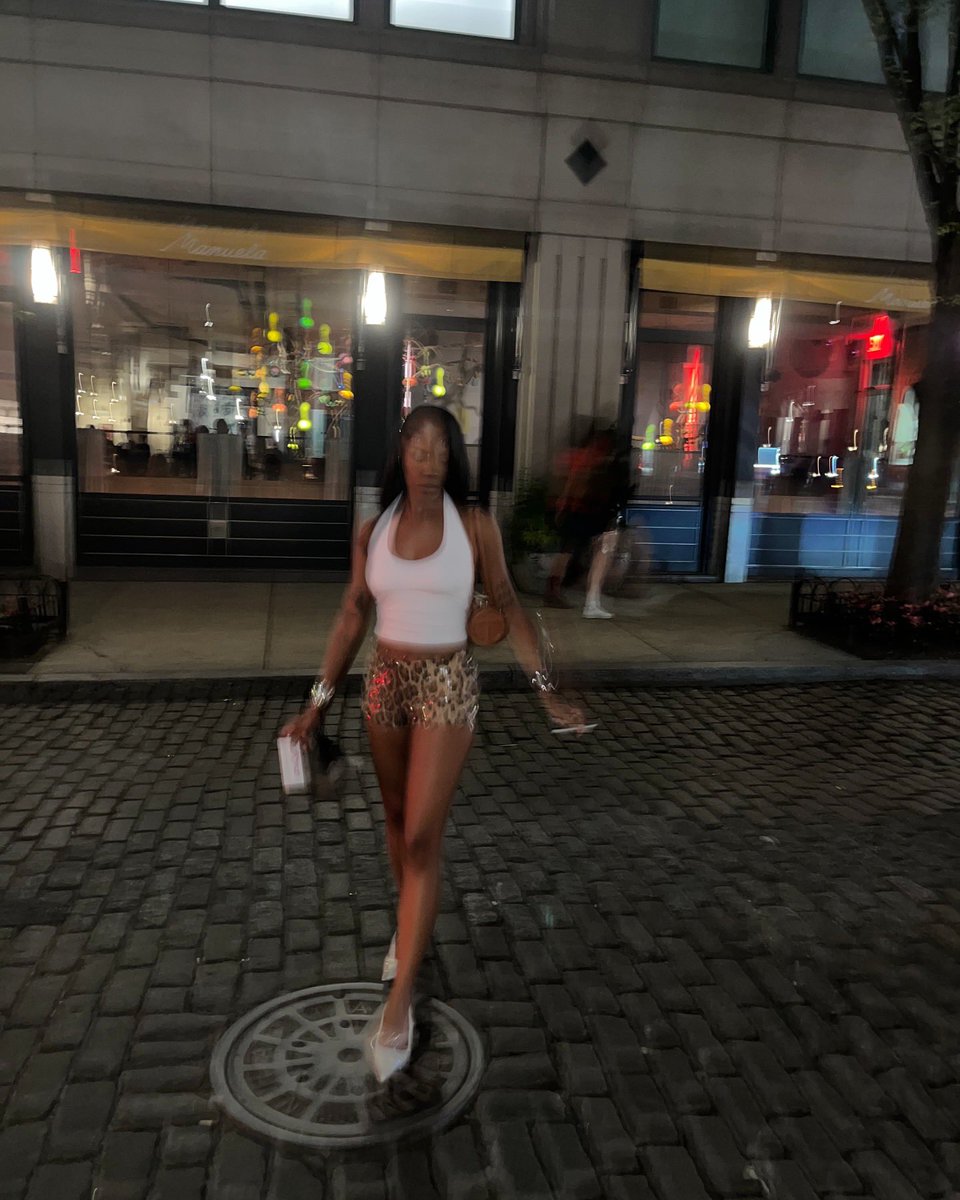 Blurry Bayli spotted in the wild 📸