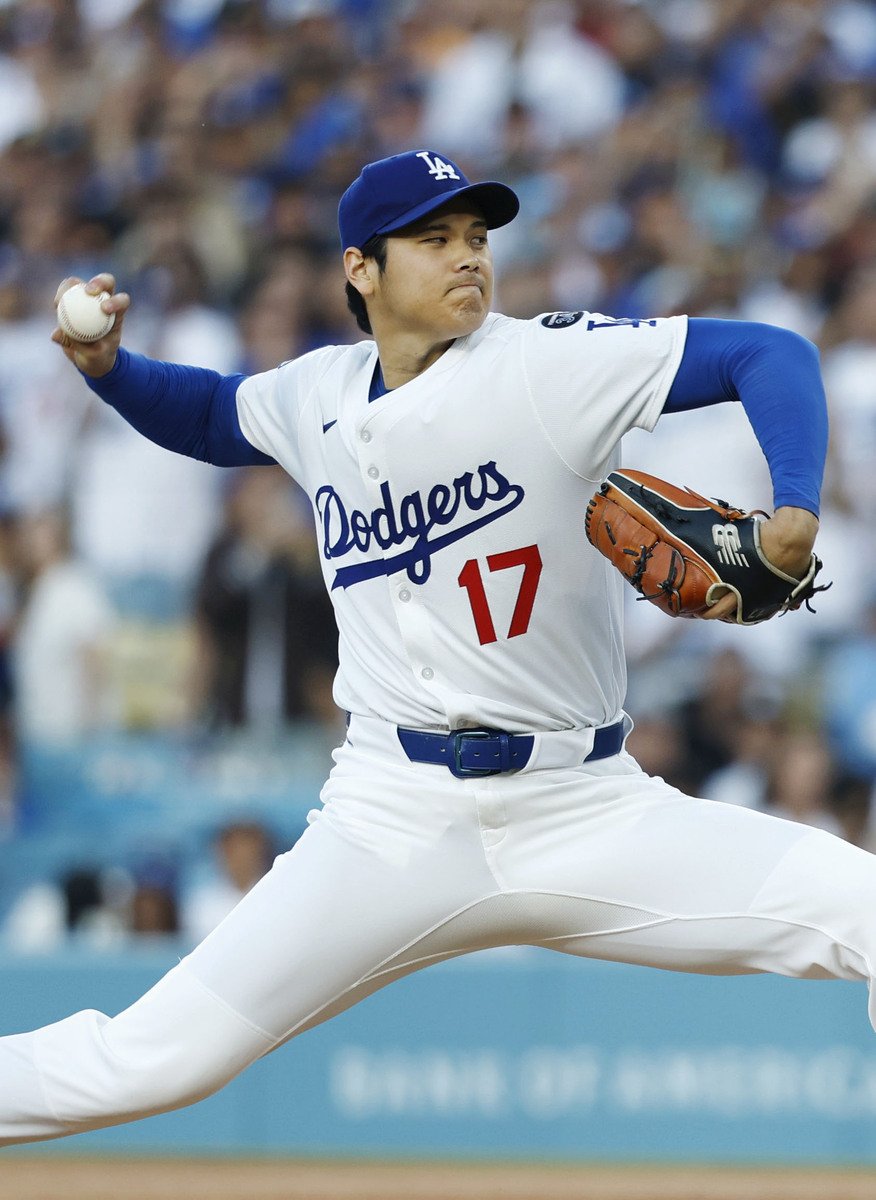 Facing the #Padres, #ShoheiOhtani pitches in his first #MLB game in 633 days on Monday at Dodger Stadium.
#大谷翔平 
#ドジャース
#大リーグ