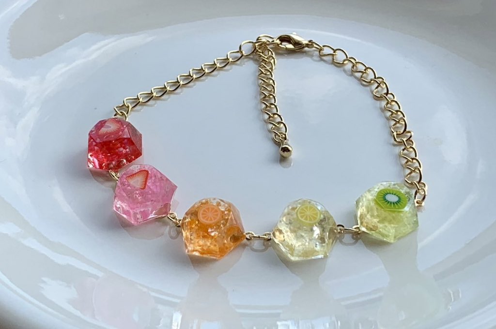 ムーヴ (@theory_move) on Twitter photo UVレジンをメインに使って、お菓子をイメージしたアクセサリーを作っています。
【イベント】
#CARAMEL_MUSEUM
7/24(木)〜7/30(水)
池袋PARCO本館 B1F
【委託先】
<a href="/C_CHOCOLAT_C/">CARAMEL CUBE CHOCOLAT</a> 様
B-36
<a href="/Lupopo_cafe/">*LUPOPO cafe&gallery* 三軒茶屋の糖質オフのケーキ専門カフェとハンドメイドのお店</a> 様
【minne】
minne.com/@theoryasa17
<a href="/Lupopo_cafe/">*LUPOPO cafe&gallery* 三軒茶屋の糖質オフのケーキ専門カフェとハンドメイドのお店</a> 様、いつもありがとうございます🙇♀️ UVレジンをメインに使って、お菓子をイメージしたアクセサリーを作っています。
【イベント】
#CARAMEL_MUSEUM
7/24(木)〜7/30(水)
池袋PARCO本館 B1F
【委託先】
<a href="/C_CHOCOLAT_C/">CARAMEL CUBE CHOCOLAT</a> 様
B-36
<a href="/Lupopo_cafe/">*LUPOPO cafe&gallery* 三軒茶屋の糖質オフのケーキ専門カフェとハンドメイドのお店</a> 様
【minne】
minne.com/@theoryasa17
<a href="/Lupopo_cafe/">*LUPOPO cafe&gallery* 三軒茶屋の糖質オフのケーキ専門カフェとハンドメイドのお店</a> 様、いつもありがとうございます🙇♀️