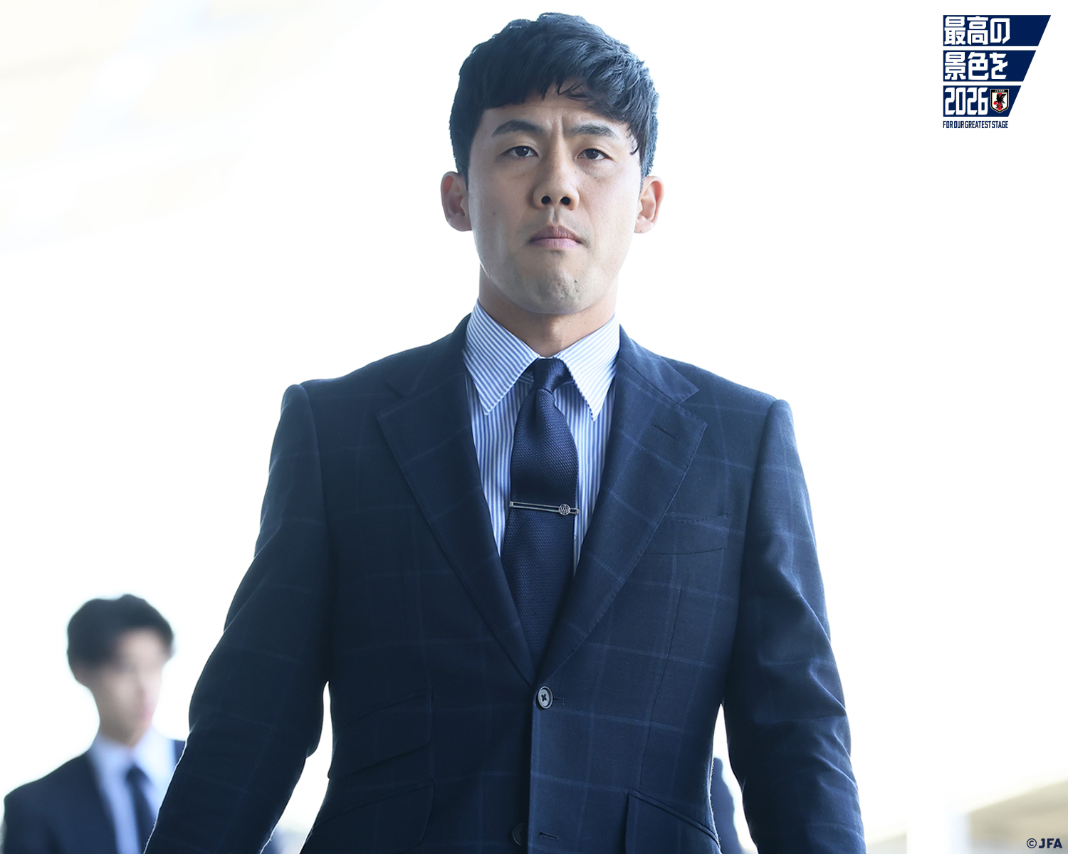 サッカー日本代表　SAMURAI BLUE 卒業式スーツ　165cm ダンヒルがサッカー日本代表公式ウェアを製作、スーツなど5型