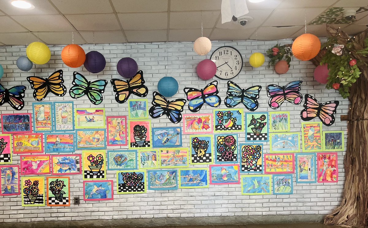 Governor Winslow School put on a spectacular Spring Art Show. 🤩 Awesome job, Mrs. Chevalier and young artists! 🧑‍🎨🎨✨ #WeRMarshfield