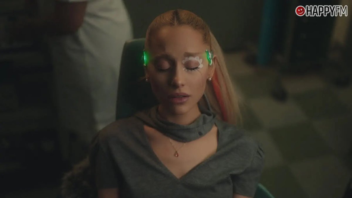 Mi capacidad para olvidar personas en  un par de días debería de ser estudiada 🤣