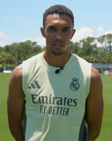 MadridXtra's tweet photo. 🗣️ Trent: "My teammates? Very, very good. I can't say enough good words about them and how they made me feel welcome and at home." 

"They've put in a lot of effort, spoken to me, made me feel comfortable, helped me with any questions I had, especially with translations." https://t.co/yANFRwX5Kb