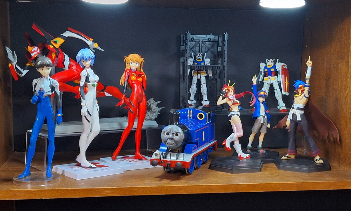 fakeraillover's tweet image. Guys i need constructive criticism does this display make sense