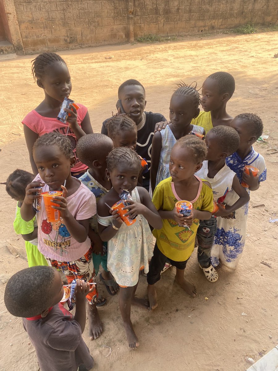 ousmanbonn4's tweet photo. Please we are seeking for supporting hands https://t.co/cYhXu1zmOC