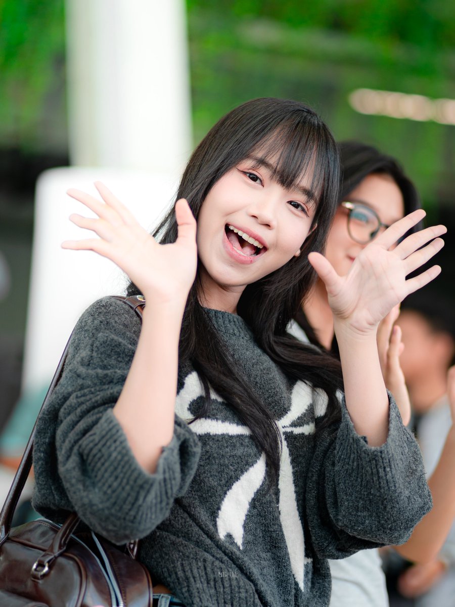 Lunga Mbedil (@lunga_mbedil) on Twitter photo Selamat pagi dari Alana bekasi ⛅
Salam kenal yahh <a href="/AR_LanaJKT48/">Aurhel Alana</a> 👋🏻✨ Selamat pagi dari Alana bekasi ⛅
Salam kenal yahh <a href="/AR_LanaJKT48/">Aurhel Alana</a> 👋🏻✨