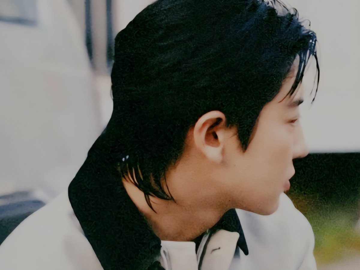 clinquanche's tweet image. ︎
wrapped a solid photoshoot today under the scorching sun. long day, heavy heat, but the team pushed through and delivered. just grit, focus, and getting the job done right. proud of the work we put in. now it's time to clock in at the cafe and keep the momentum going.
 ︎ ︎