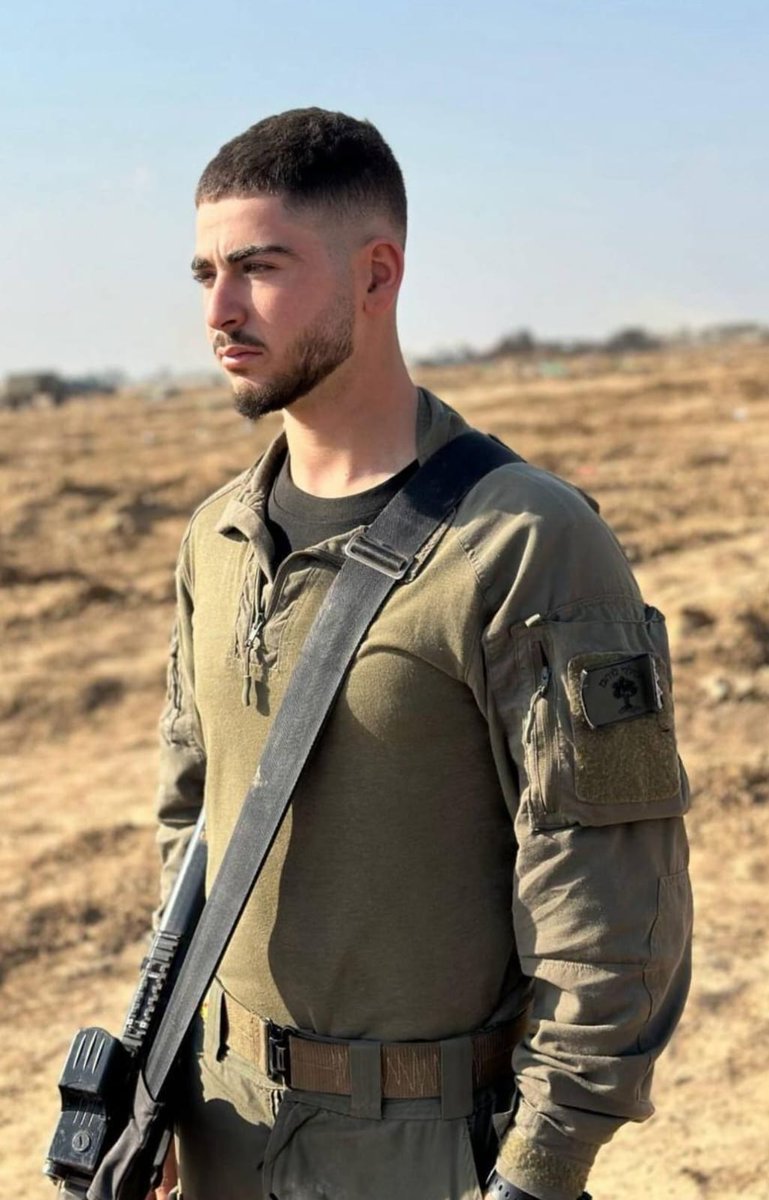 בשורה קשה וכואבת הבוקר, עם היוודע דבר נפילתו של סמ״ר נווה לשם הי״ד, בן 20 מנוקדים  לוחם בגדוד 12, חטיבת גולני  שנפל בקרב גבורה בדרום רצועת עזה, במלחמה הצודקת להשבת אחינו ואחיותינו מהשבי.

שולח תנחומים מקרב לב למשפחתו ולחבריו בשעה קשה  זו.

שלא תדעו עוד צער.
יהי זכרו ברוך  💔🕯