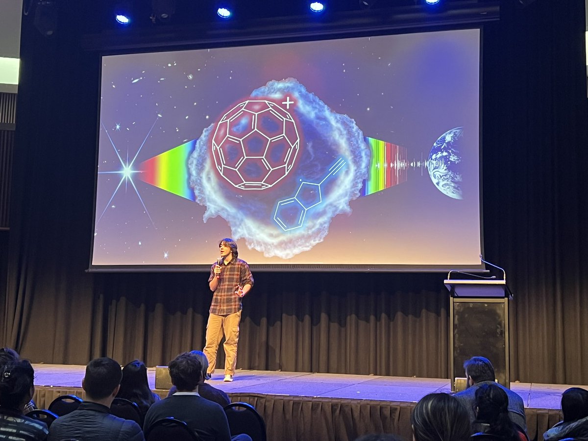 schmidtim's tweet image. Superstar Jay Menham doing us proud in the @UNSW Science one-minute thesis. @UNSWChemSociety #ozchem #astrochem
