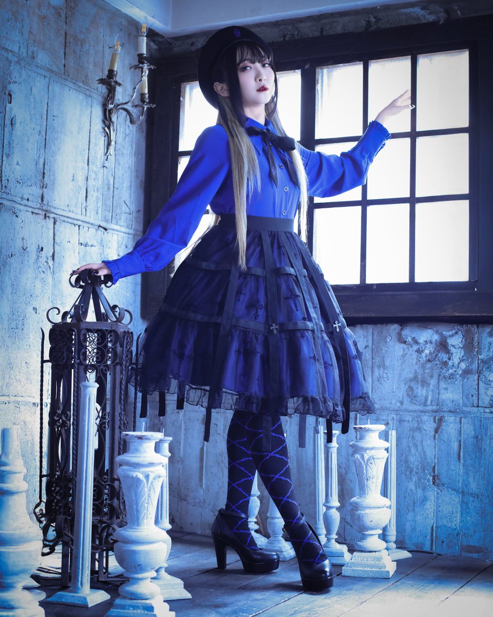 【Now on sale】
✞蝙蝠カラーブラウス(9号)
wunderwelt.jp/products/a-007…

✞燭台刺繍リボンタイ
wunderwelt.jp/products/a-007…

✞いばらオーバーニー
wunderwelt.jp/products/a-008…

#moitie26th