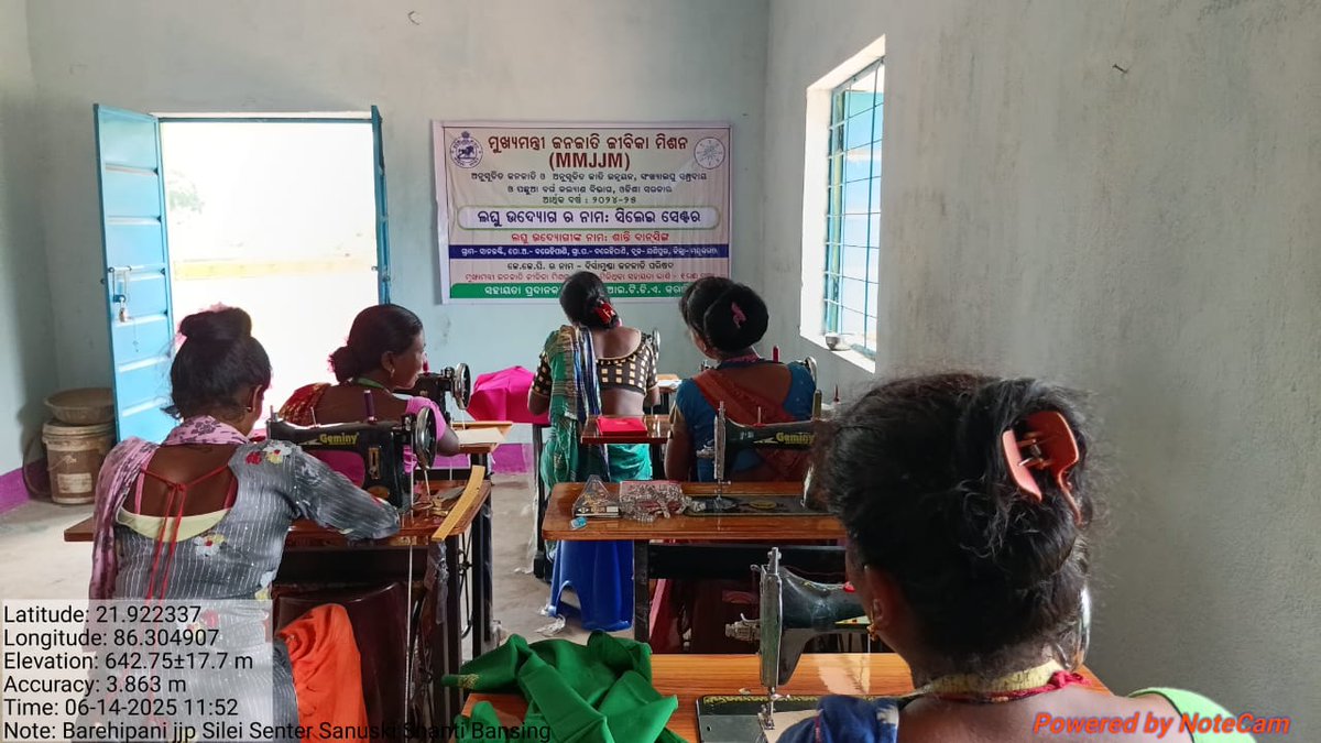 bdo_jashipur's tweet photo. @CMO_Odisha  @DM_Mayurbhanj @ZP_Mayurbhanj @PRDeptOdisha 
Under the Aspirational Block Programme, with the proactive guidance of the BDO Jashipur, a successful convergence was achieved with PA ITDA under the MMJJM scheme in Barehipani GP. https://t.co/g0dlaj84z0