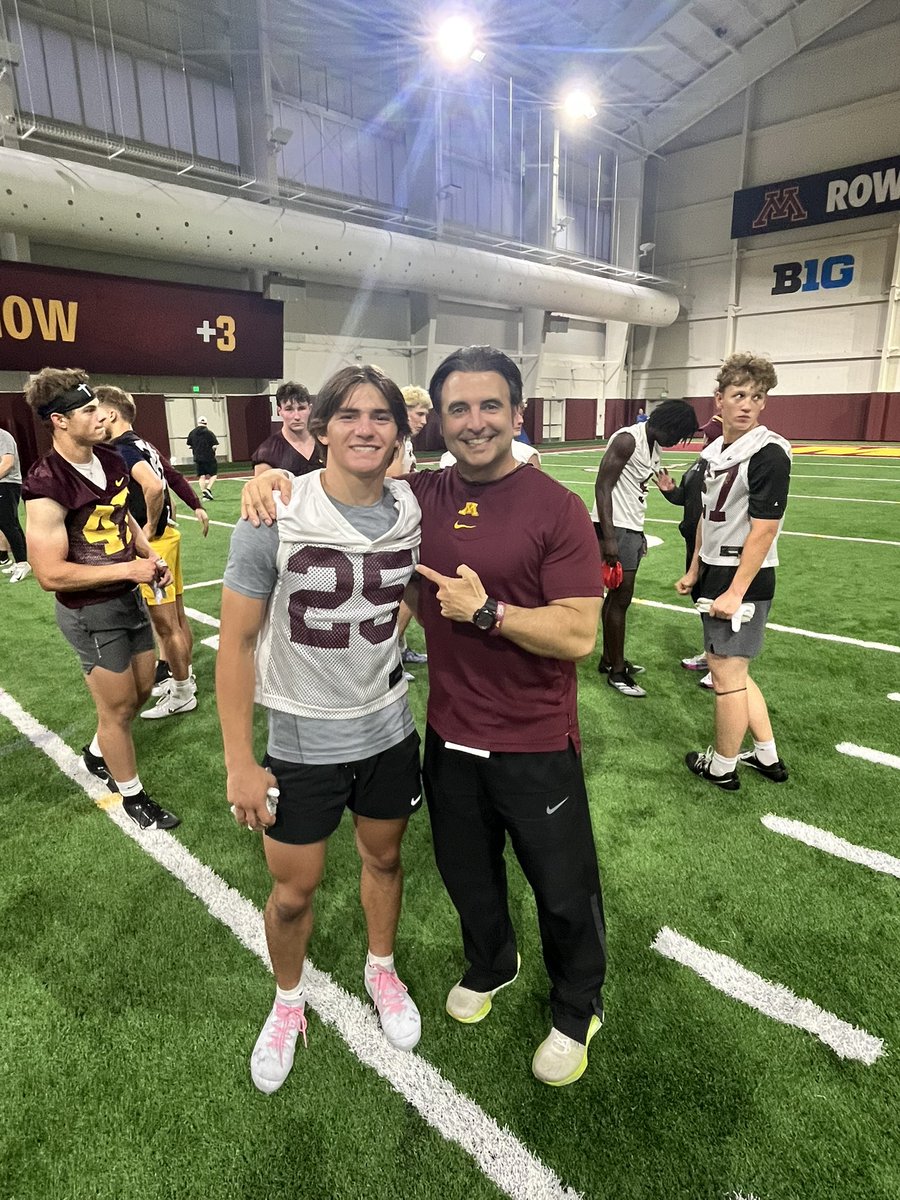GavinCasey24's tweet image. Thank you so much @GopherFootball for such an amazing camp! It was a pleasure meeting and talking to you all! 
@Coach_Bergy @Coach_DCollins @CoachNJ_Monroe @CoachWillJ1