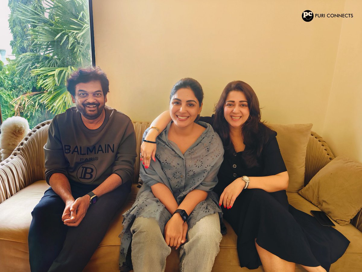 Charmme Kaur (@charmmeofficial) on Twitter photo Welcome to the world of #PuriSethupathi dear <a href="/iamsamyuktha_/">Samyuktha</a> πππ
A #PuriJagannadh film
Starring Makkalselvan <a href="/VijaySethuOffl/">VijaySethupathi</a>, #Tabu, <a href="/OfficialViji/">Duniya Vijay</a>
Produced by @puriconnects π₯π₯
<a href="/IamVishuReddy/">ViSH</a> Welcome to the world of #PuriSethupathi dear <a href="/iamsamyuktha_/">Samyuktha</a> πππ
A #PuriJagannadh film
Starring Makkalselvan <a href="/VijaySethuOffl/">VijaySethupathi</a>, #Tabu, <a href="/OfficialViji/">Duniya Vijay</a>
Produced by @puriconnects π₯π₯
<a href="/IamVishuReddy/">ViSH</a>