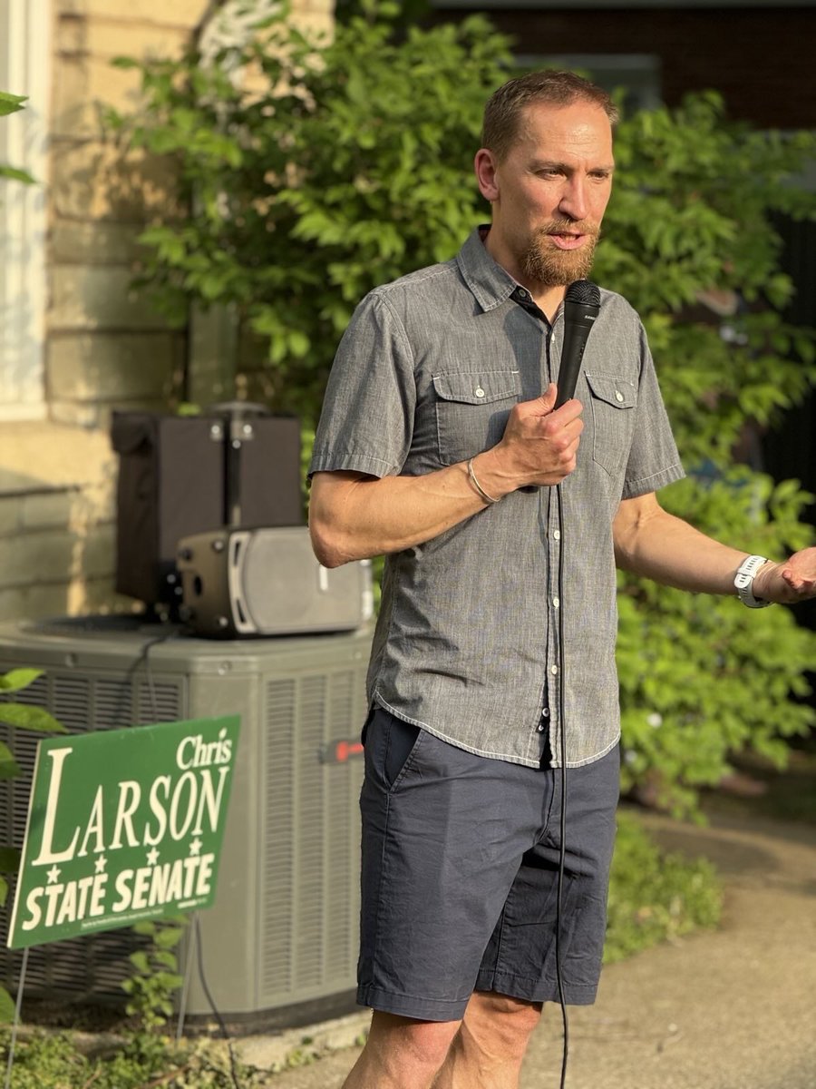 Proud to support <a href="/SenChrisLarson/">Senator Chris Larson</a> in MKE tonight. Now is the time to stand up and fight hard. <a href="/MilwaukeeDems/">Milwaukee Democrats</a> <a href="/WisDems/">Wisconsin Democrats</a>