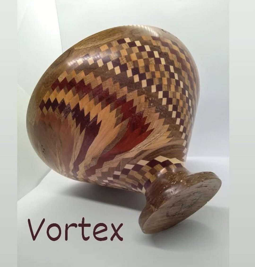 En tant qu'artisan indépendant, être invisible ici est la norme. 

Un partage = une seconde

Moi, c'est Mickael et je fais ça  👇