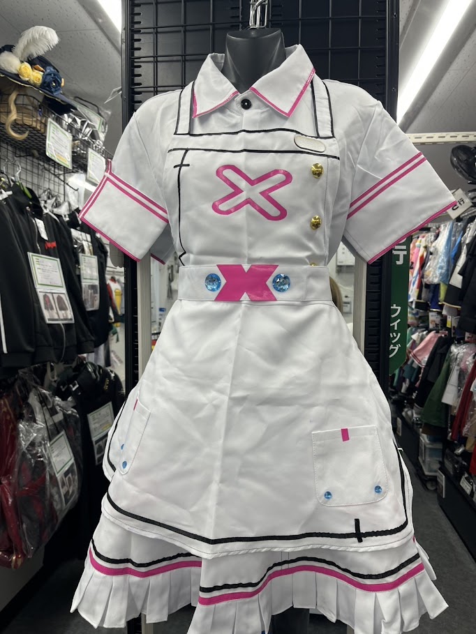 kbooks_cospre's tweet image. 【入荷情報】
#バーチャルYouTuber #にじさんじ #健屋花那
女性用Mサイズ 靴24.5cm 税込10,450円
※靴若干キズ有、髪飾り若干色移り有
が入荷しました！

靴付でお得ですよ！
今なら他衣装もございます！

TEL：03-5928-5331
#kbooks #コスプレ #乙女ロード #kbコスプレ入荷_にじさんじ