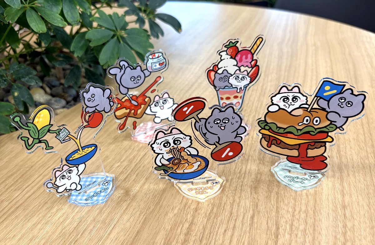 brunchpark_tbs's tweet image. /
ンめイドCAFÉ
会場販売グッズのご紹介②!
\
ンめイドCAFÉの描き下ろしイラストを使用したグッズをご紹介!
・アクリルスタンド
・ビッグトレーディング缶バッジ(全9種)
描き下ろしイラストは今回のカフェメニューをテーマにした1コマ漫画形式♪
ビッグ缶バッジはφ75mmサイズです♡
#ンめねこ…