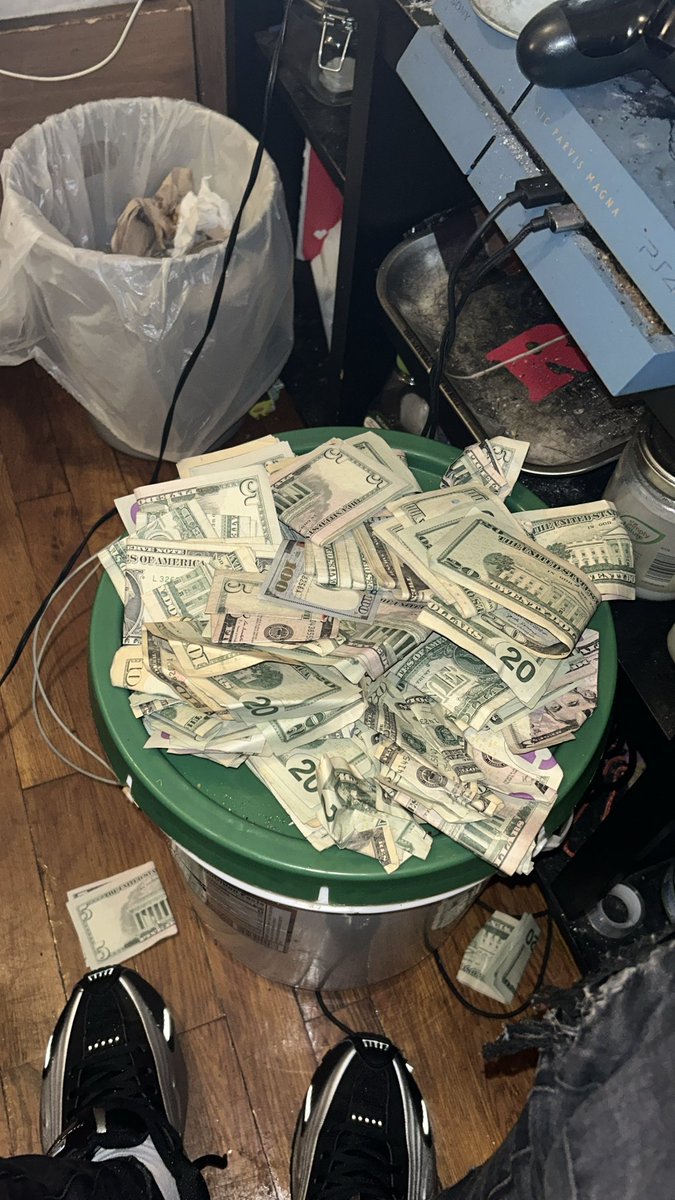 1wonttalk's tweet photo. Beat the trap out !!! #imthebackendman yk u ain’t part of this organization don’t ask me 📍 https://t.co/8mvVuzwfFO