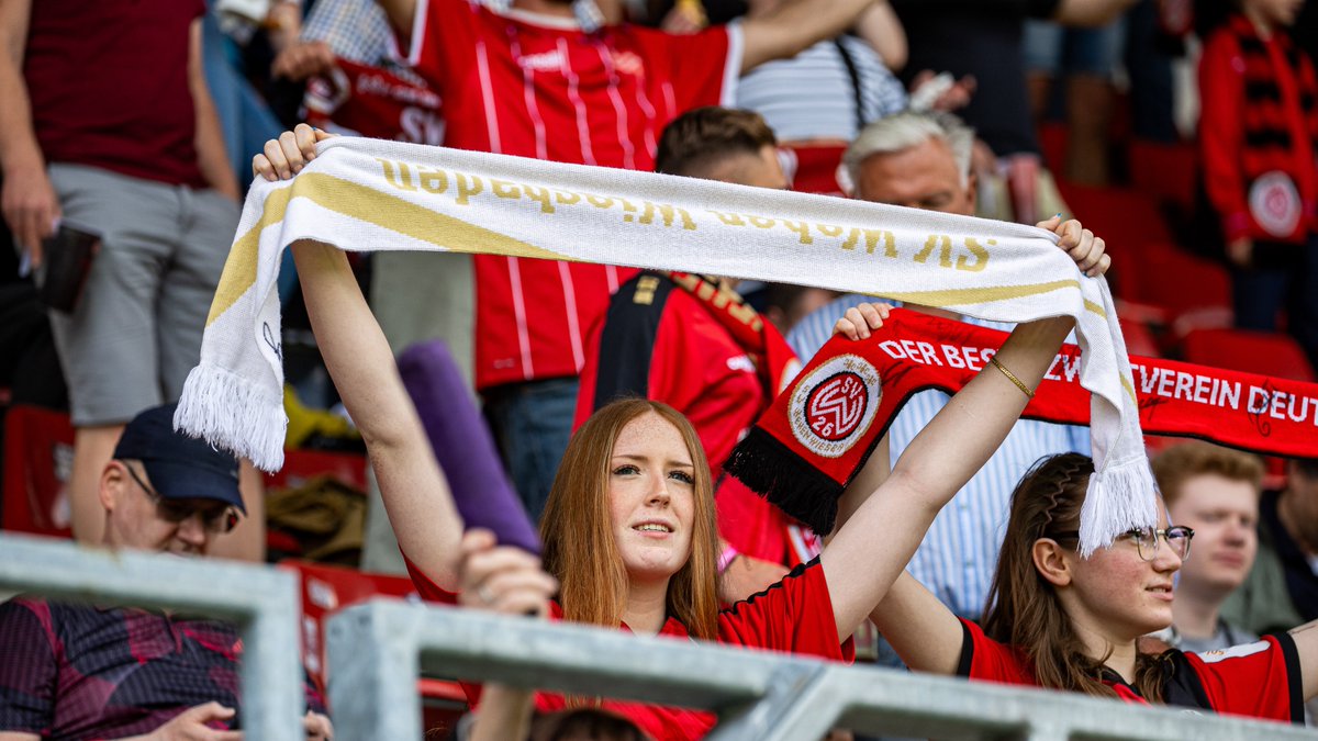 Der 𝐟𝐫𝐞𝐢𝐞 𝐃𝐚𝐮𝐞𝐫𝐤𝐚𝐫𝐭𝐞𝐧-𝐕𝐨𝐫𝐯𝐞𝐫𝐤𝐚𝐮𝐟 ist gestartet! 🎟️

ℹ️ Aufgrund des DFB-Pokal-Highlights gegen den <a href="/FCBayern/">FC Bayern München</a> ist eine Anpassung im freien Dauerkarten-Vorverkauf erforderlich geworden. 👇

🔗 Mehr lesen: t1p.de/Update-FreierD…

#svww #dasWvereint