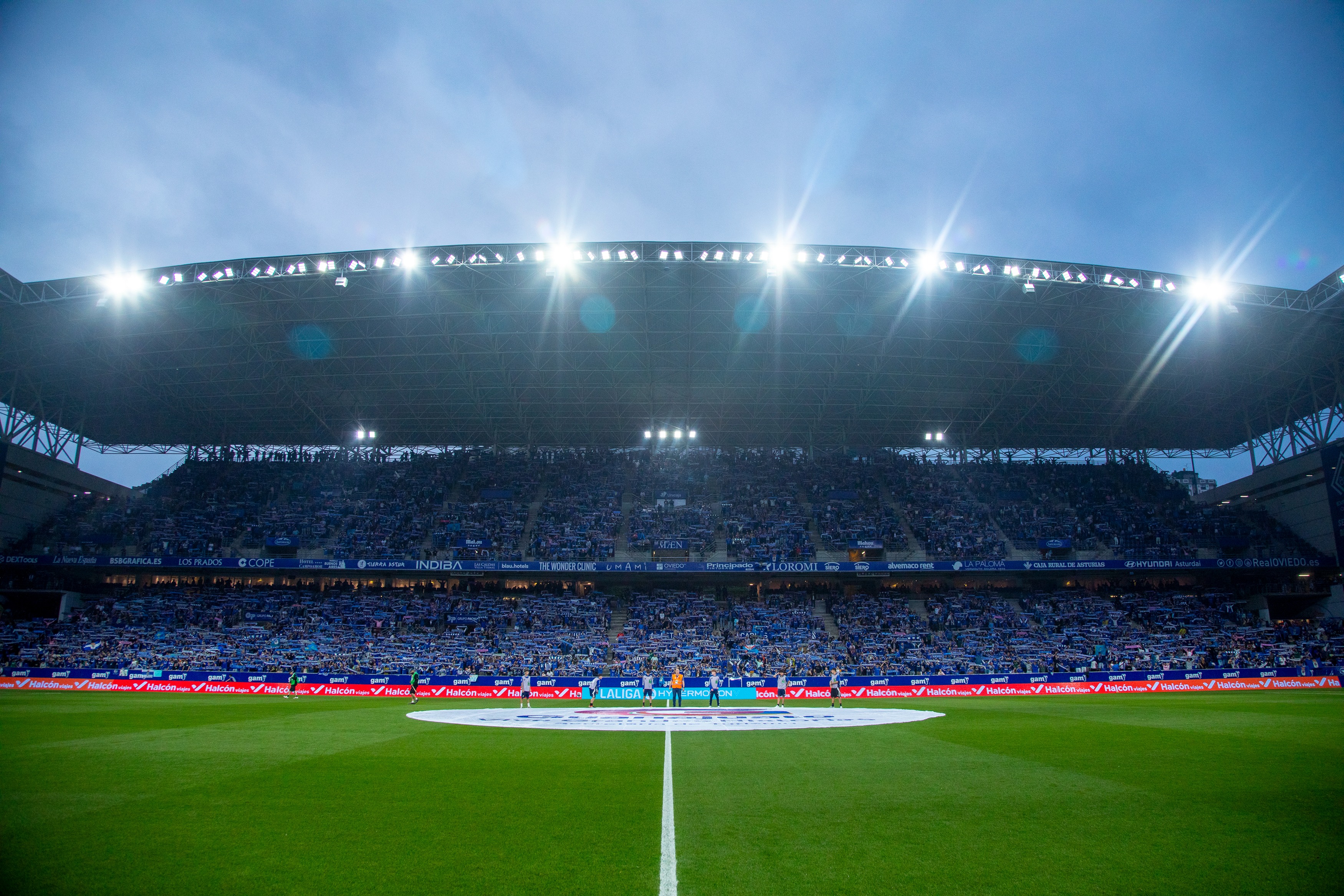 Así lucía el Tartiere para el Real Oviedo-Almería (Foto: RO).