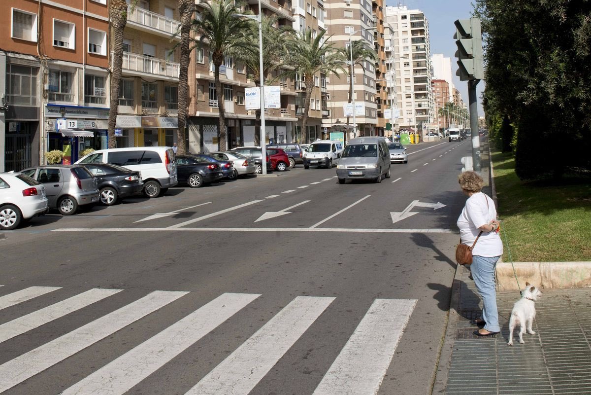 MCCartagena_ct's tweet photo. #Cartagena, en el furgón de cola de Europa en diseño urbano saludable 🛣️

🗣️ @JeGiGa: “Mientras otras ciudades avanzan hacia un urbanismo verde, saludable y conectado, aquí seguimos sin red ciclista, sin transporte público de cálida y sin parques suficientes” https://t.co/YEomaS0XPq