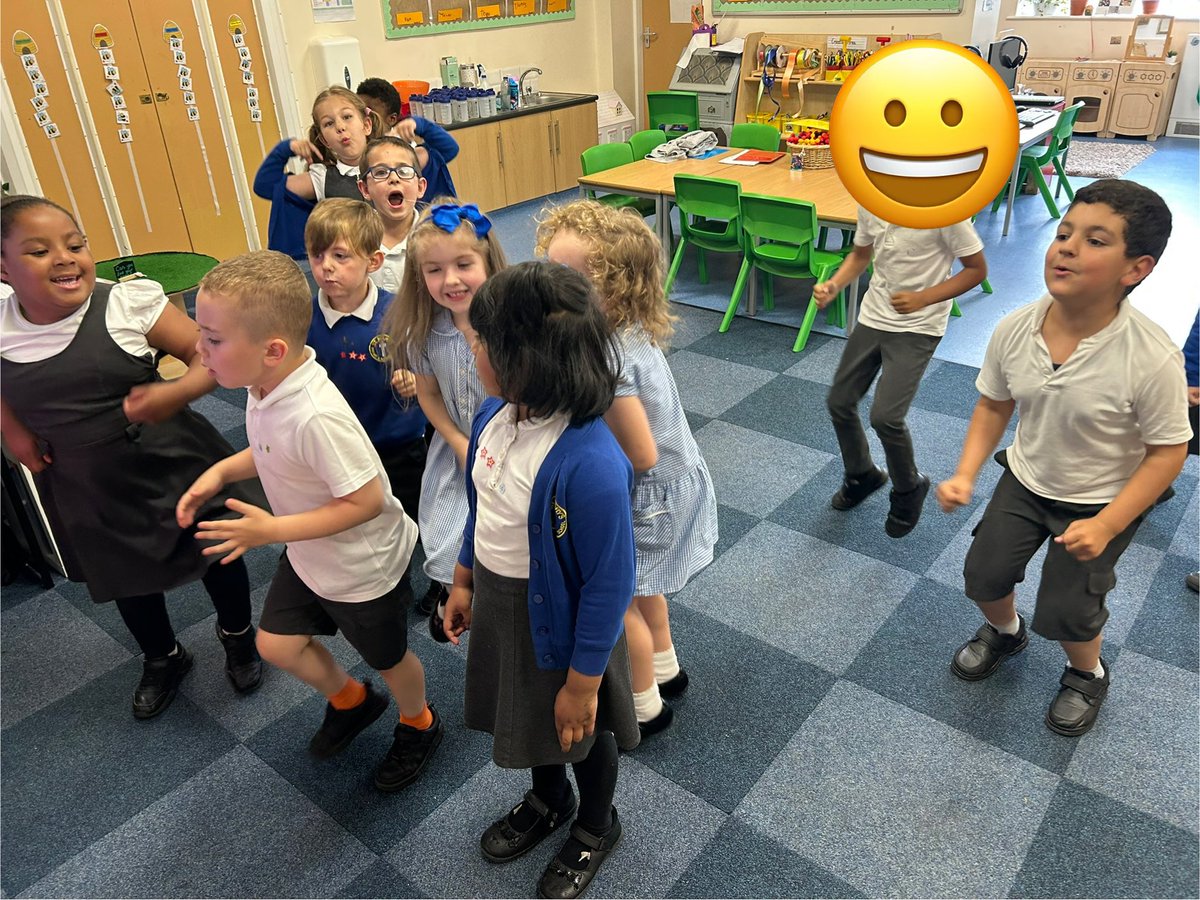 In reception we’re always active, today we picked our favourite songs to get active and learn! Count to 100 in 10s and shake your sillies!