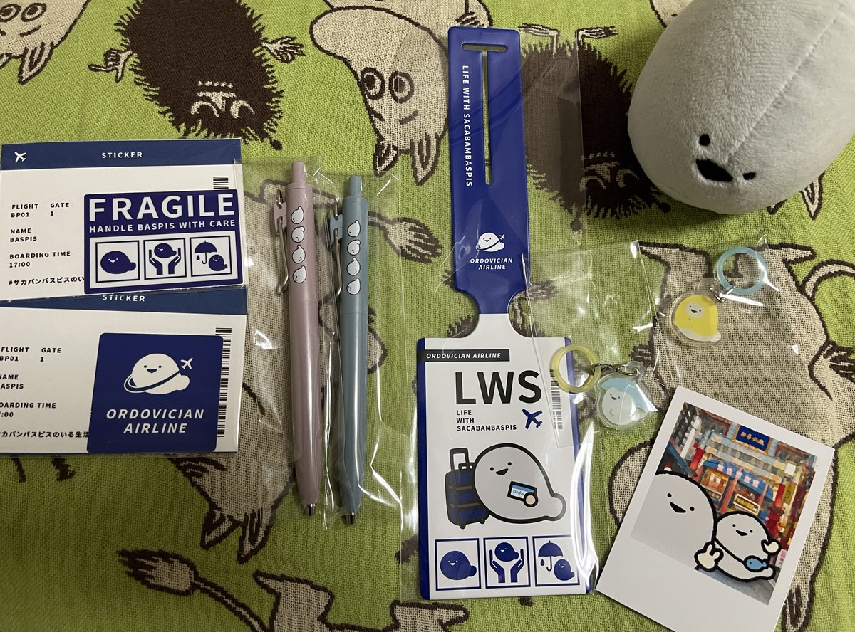 #サカバンバスピスのいる生活
私は行けなかったのですが、1人参戦してた相方のおかげでグッズゲット🥰しかもご厚意で私の分のチェキカードまで渡してくださったようで…！すなつさんお優し…ありがとうございます😭🙏✨✨ハンドメイドマルシェお疲れさまでした！